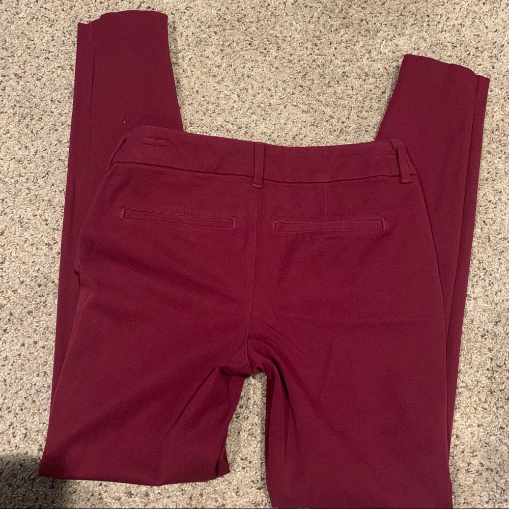 Maroon Old Navy Pixie Pant Size 0 - image 3